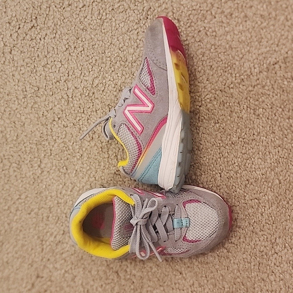 New Balance Girls 888v Tennis Shoes size 7  Pink, Gray, Yellow, Teal